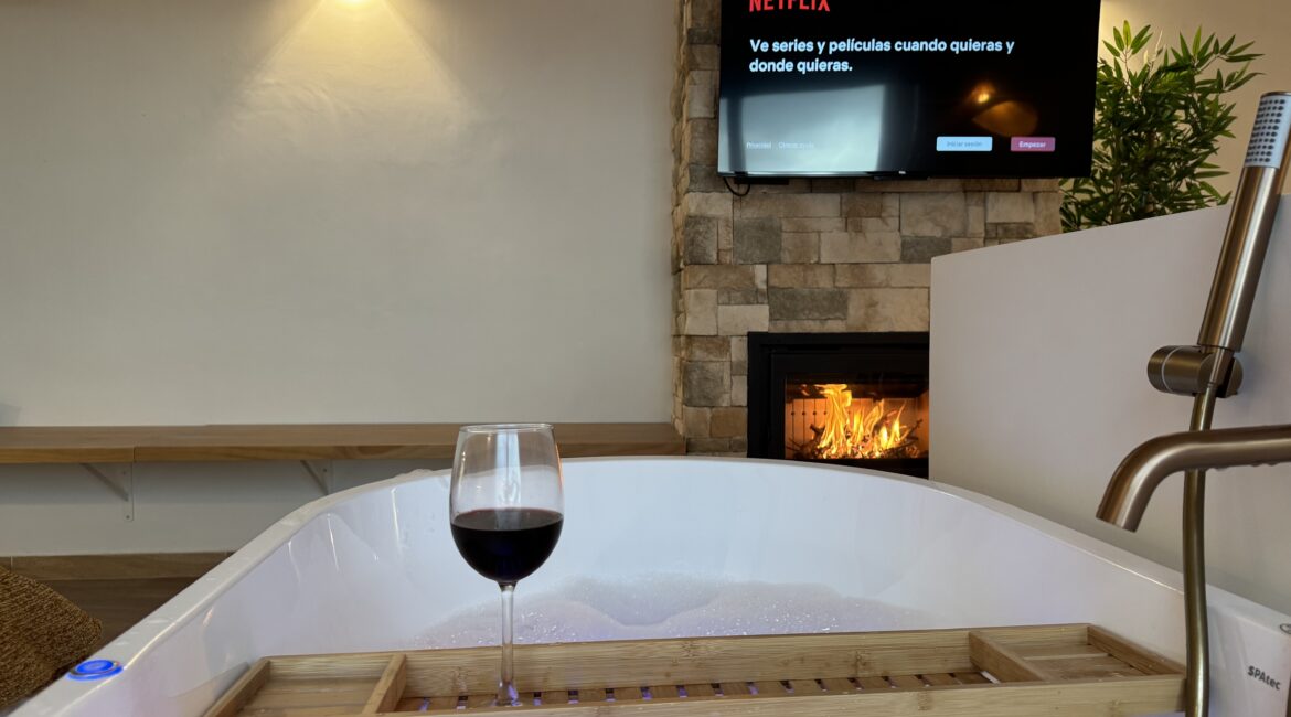 Planes para el invierno en la sierra: chimenea, jacuzzi y silencio
